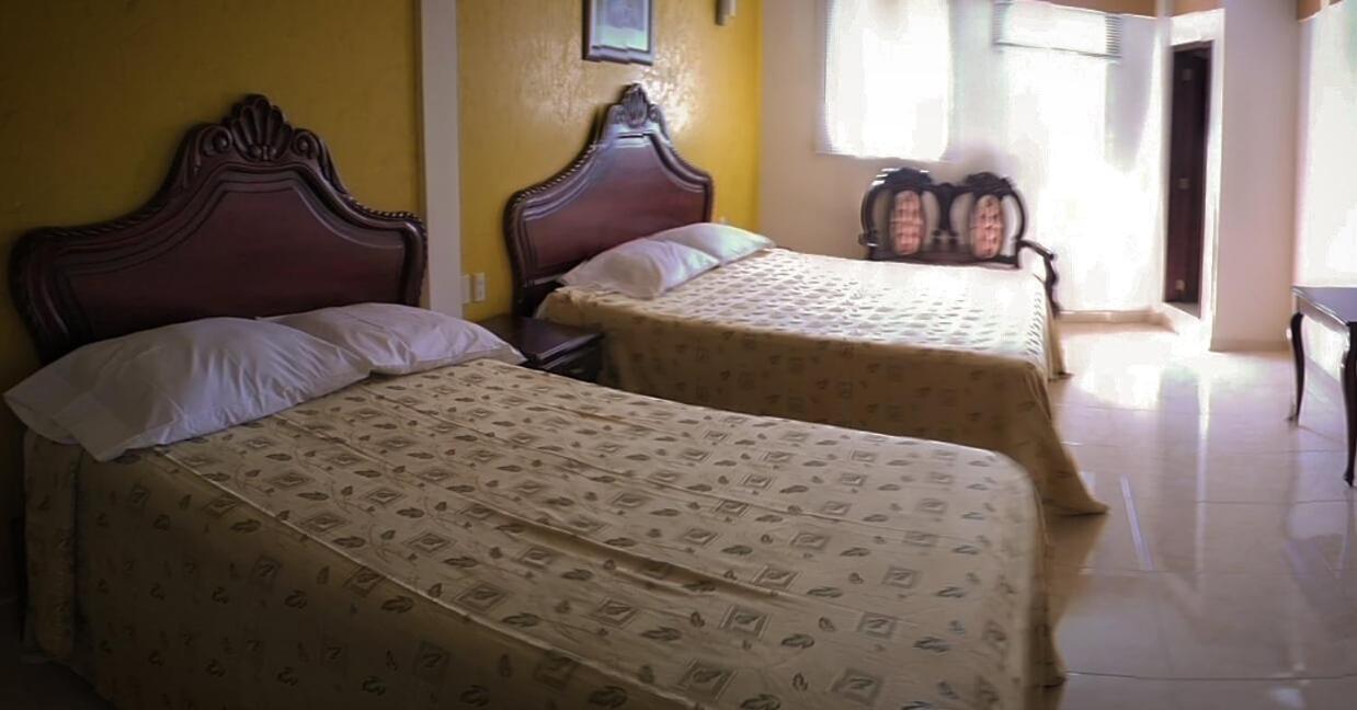 Hotel Maria Esther Perote エクステリア 写真